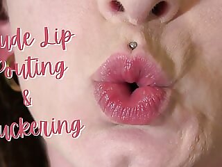 Nude Lip Posing and Puckering